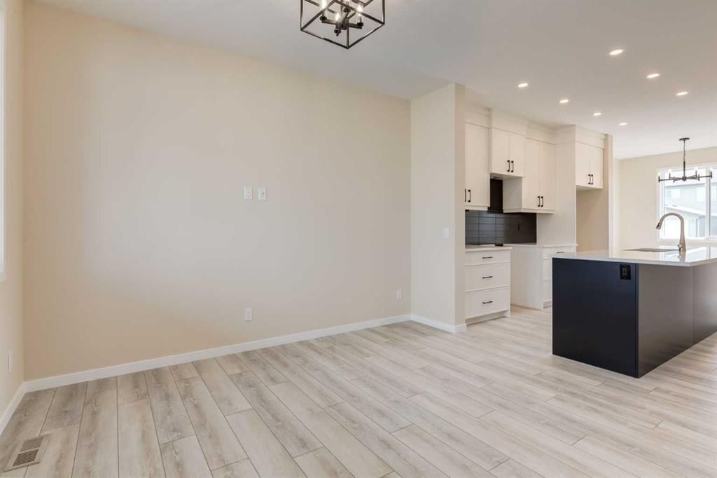 227 Vista Road, Crossfield — photo 3 of 29