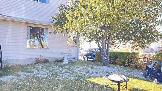 44 Falwood Crescent NE, Calgary — photo 3 of 40