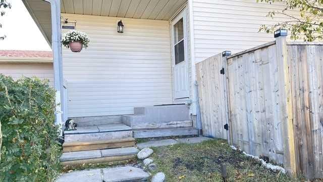 44 Falwood Crescent NE, Calgary — photo 4 of 40