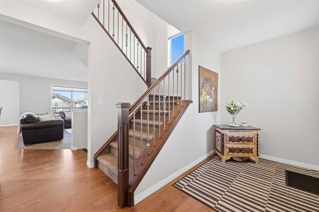 113 Drake Landing Heath, Okotoks — photo 2 of 50
