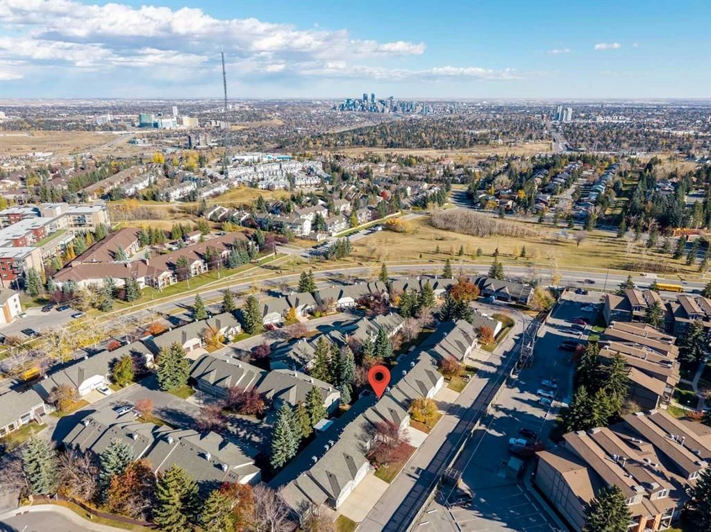 107 Coach Side Terrace SW, Calgary — photo 2 of 43