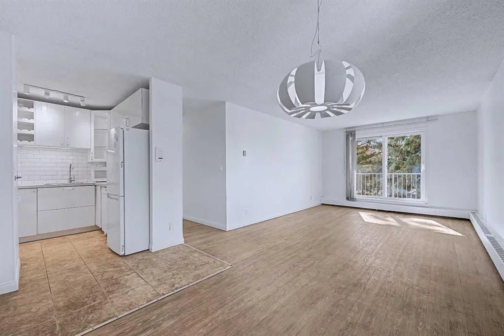 402C, 5601 Dalton Drive NW, Calgary — main listing photo