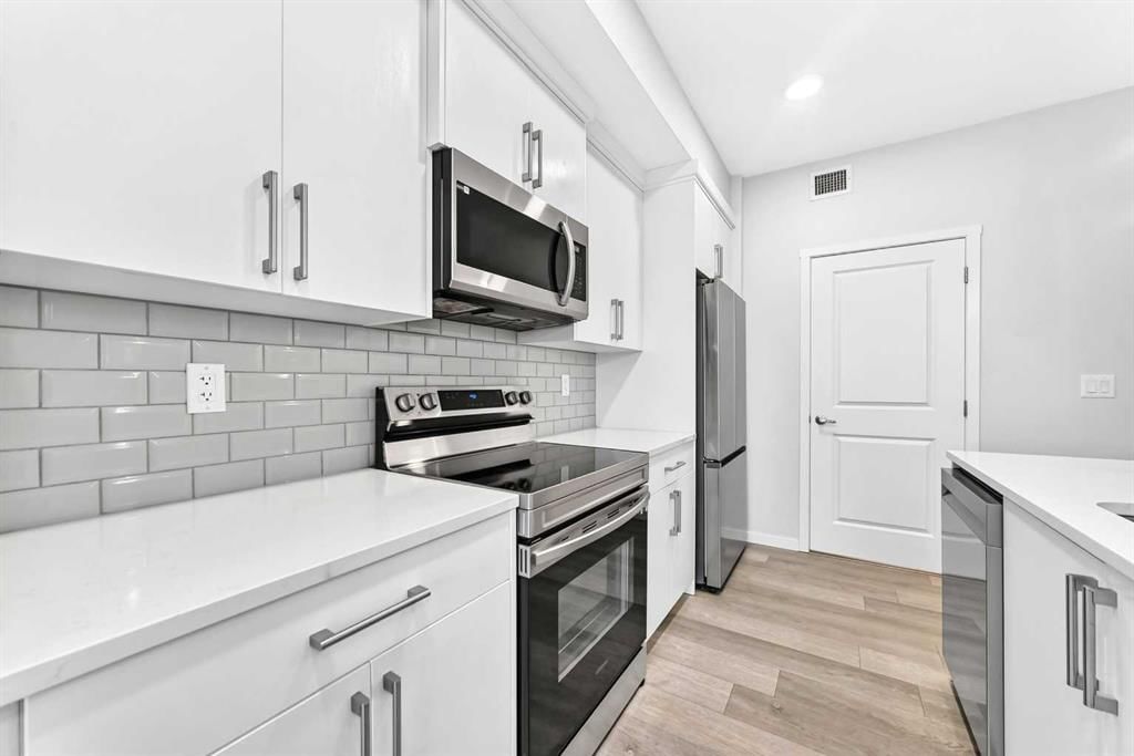 325, 360 Harvest Hills Way NE, Calgary — photo 5 of 27