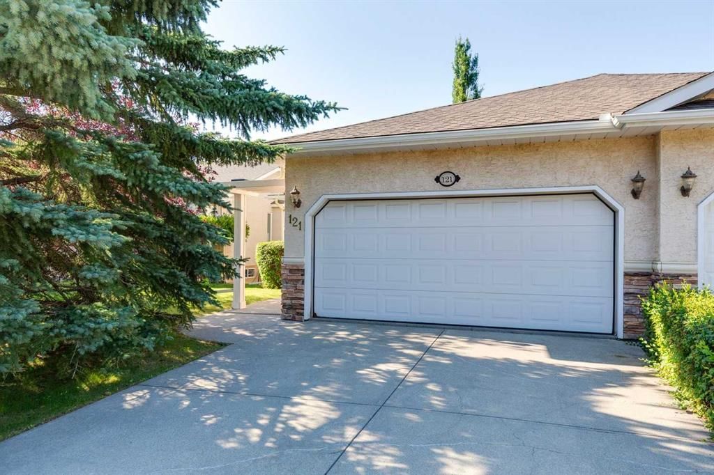 121 Sierra Morena Green SW, Calgary — photo 2 of 37
