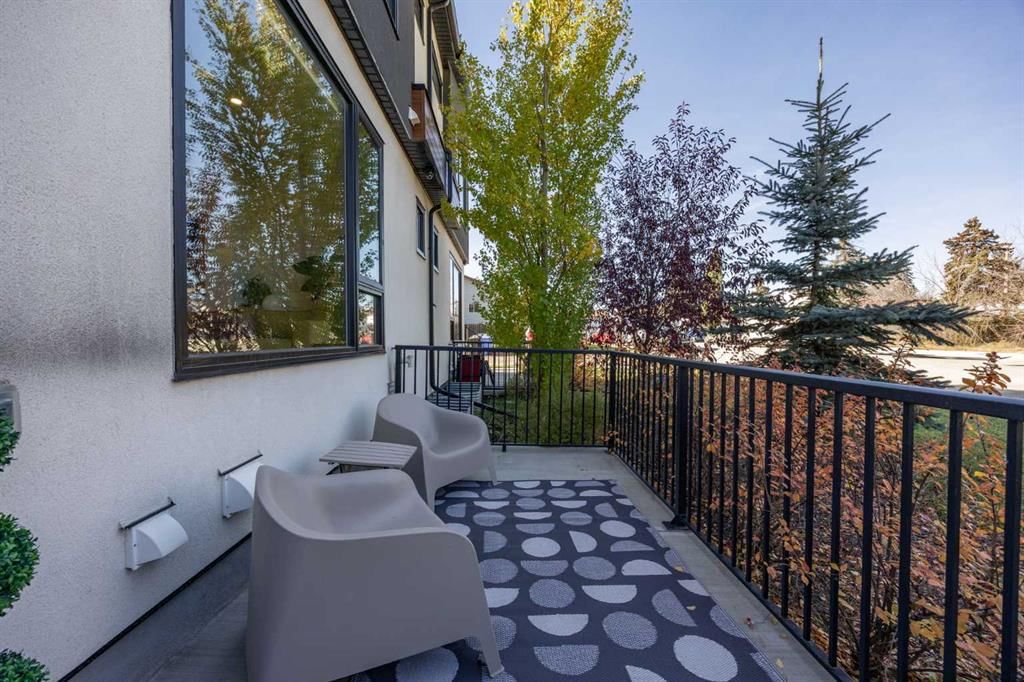 2617 12 Avenue SE, Calgary — photo 2 of 41