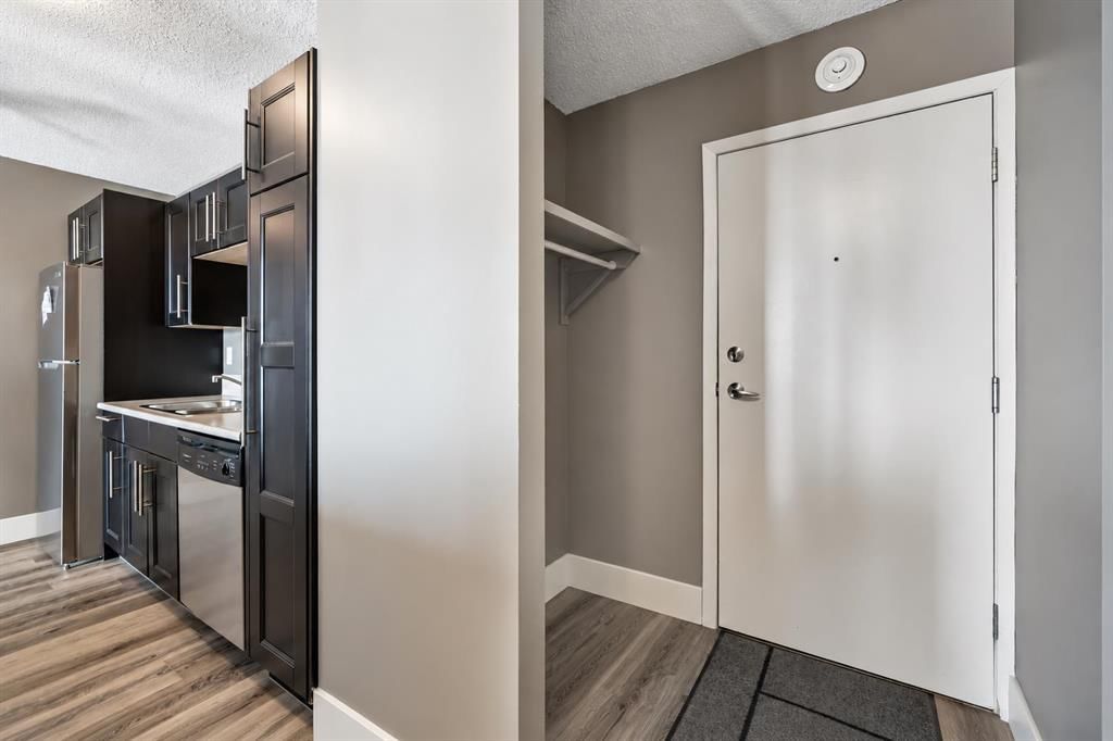 405, 505 19 Avenue SW, Calgary — photo 3 of 28