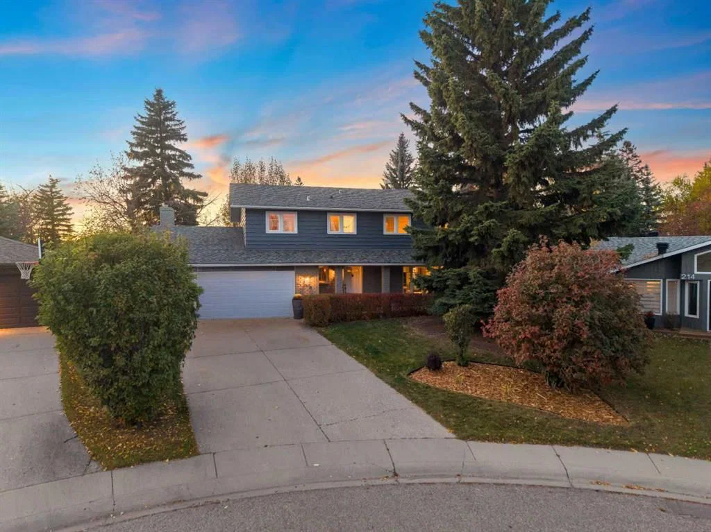 216 Lake Erie Place SE, Calgary — detached for sale