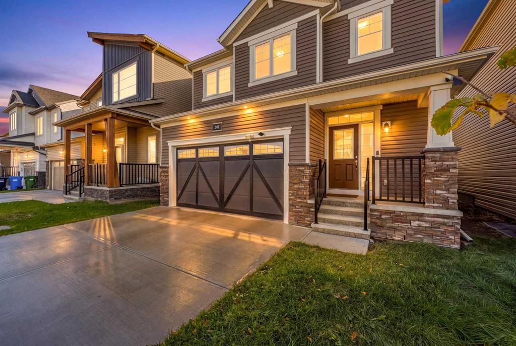 20 Carringham Heights NW, Calgary — photo 5 of 35