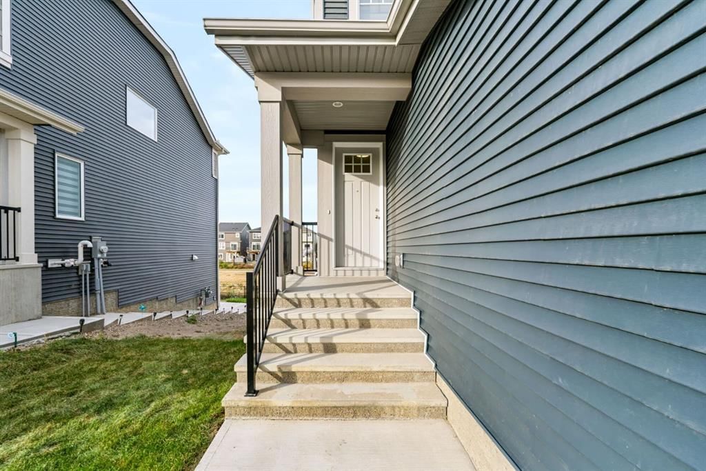 529 Chelsea Gardens, Chestermere — photo 3 of 38