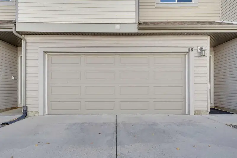 48 Copperstone Cove SE, Calgary — photo 4 of 36