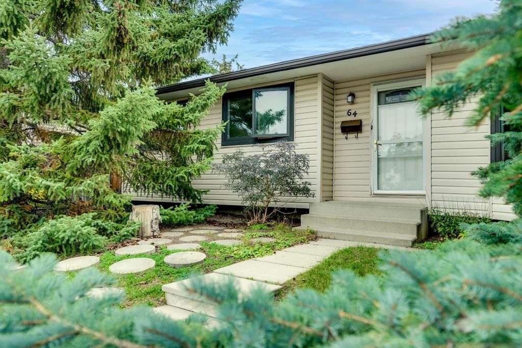 64 Huntham Road NE, Calgary — photo 2 of 40