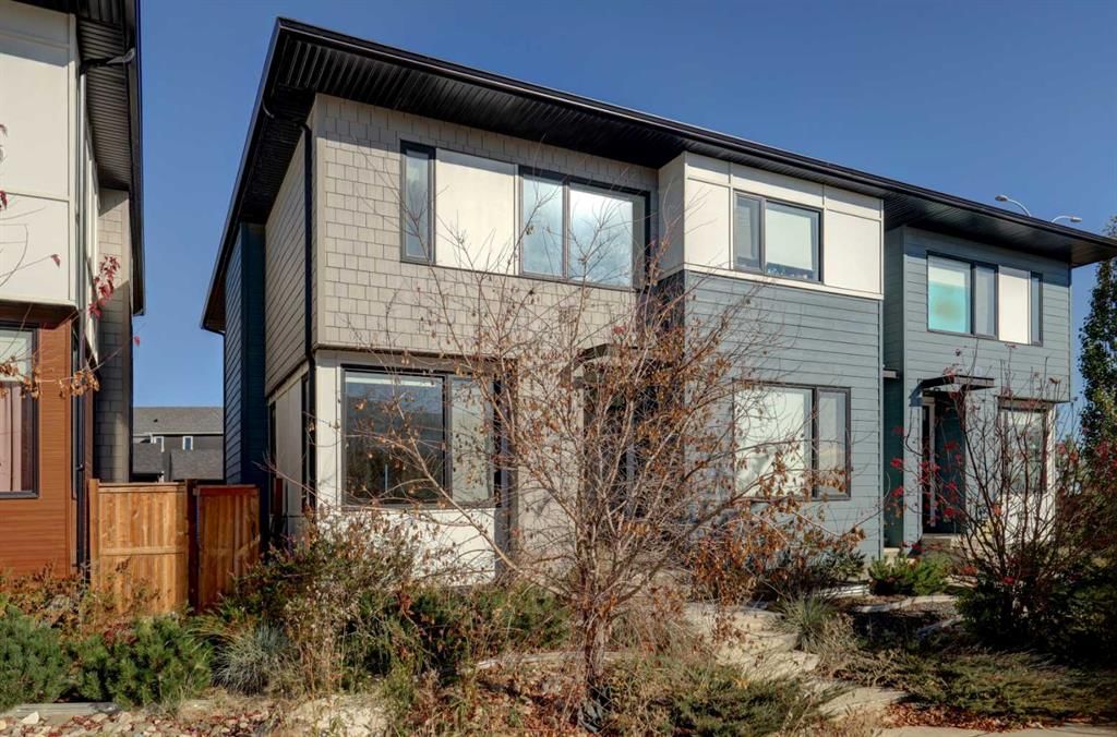 18 Homestead Boulevard NE, Calgary — photo 2 of 36