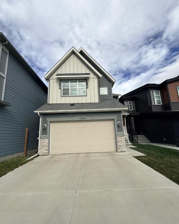 314 Walcrest Way SE, Calgary — main listing photo