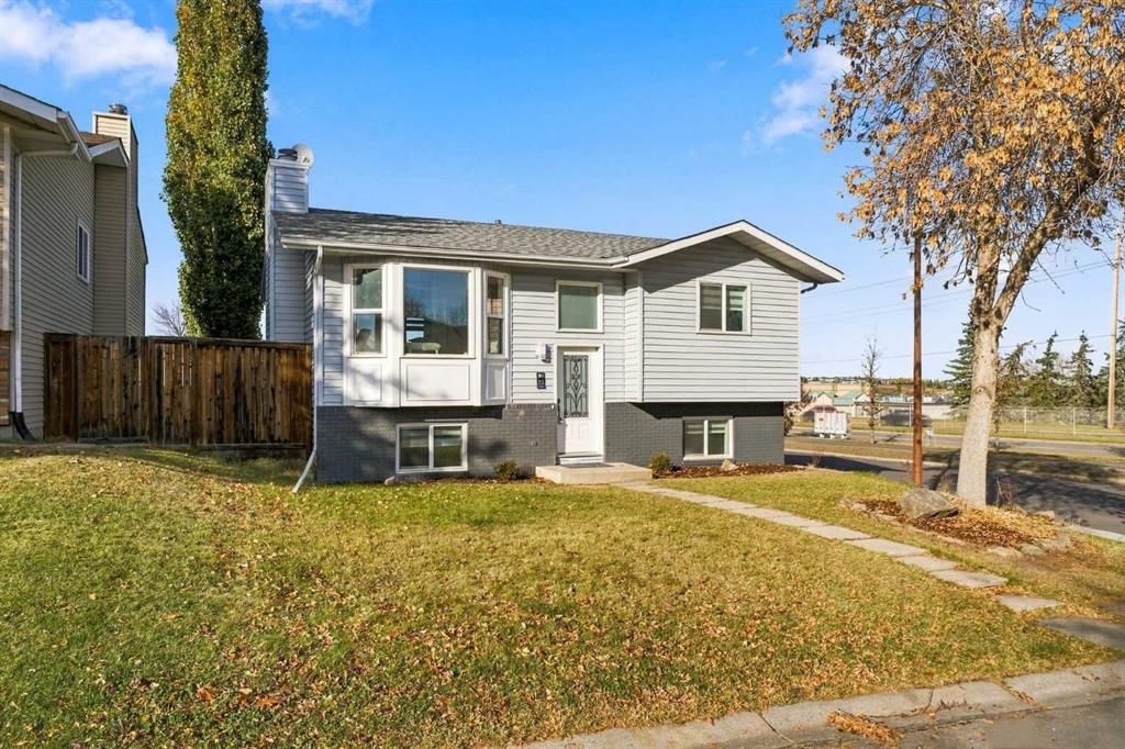 112 Macewan Meadow Crescent NW, Calgary — photo 2 of 50