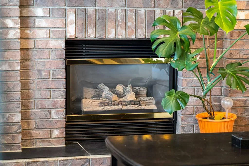 355 Mt Apex Green SE, Calgary — photo 5 of 49