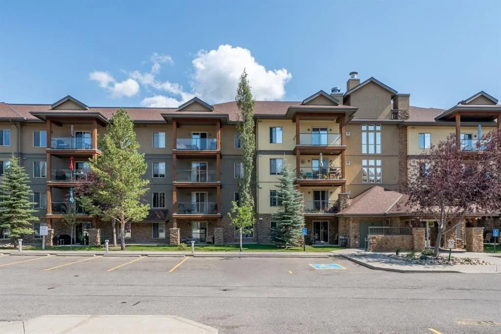 2113, 92 Crystal Shores Road, Calgary — apartment for sale