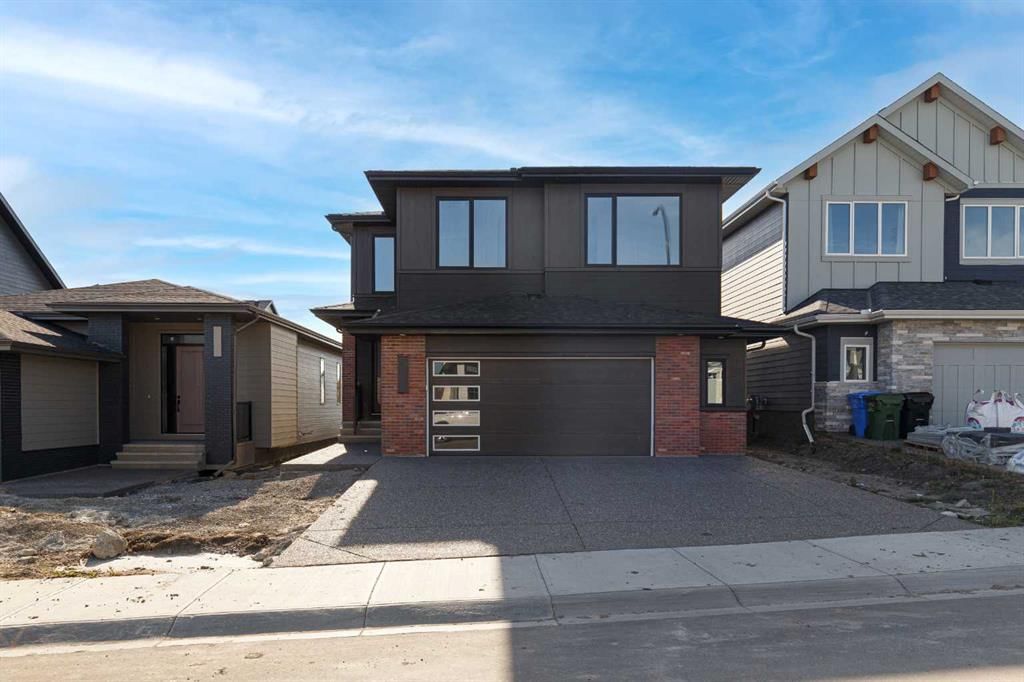 141 Creekstone Hill SW, Calgary — detached for sale
