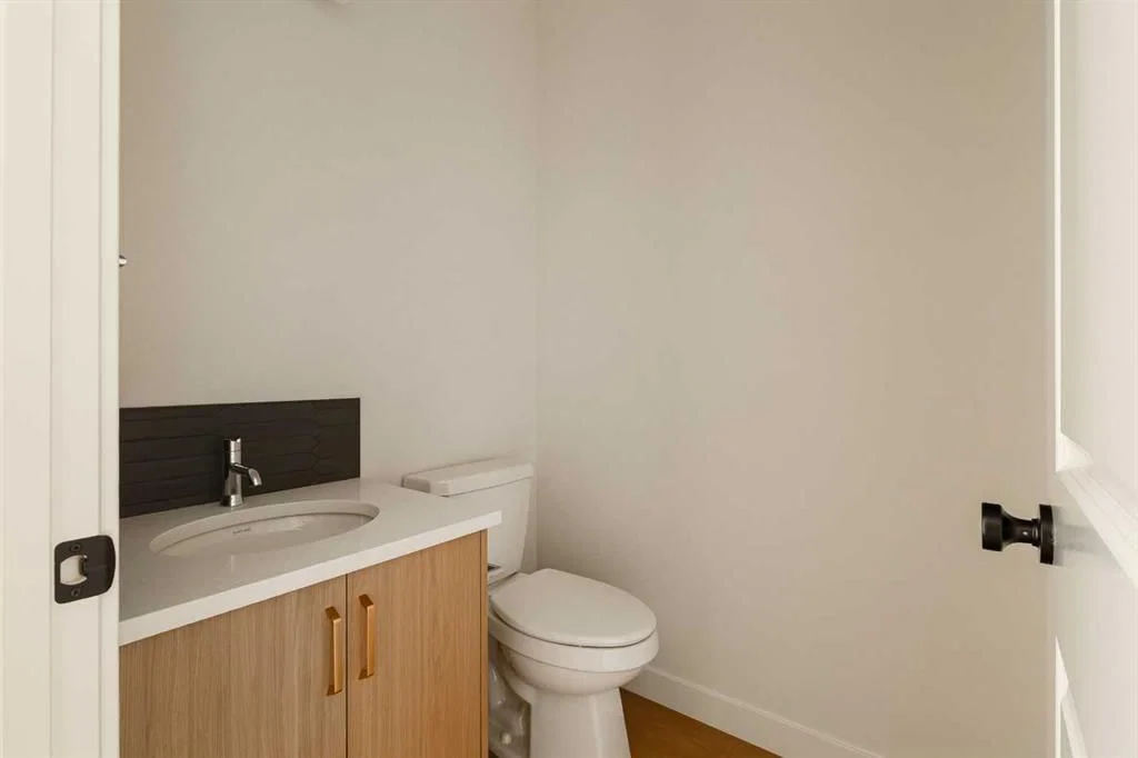 141 Creekstone Hill SW, Calgary — photo 5 of 44
