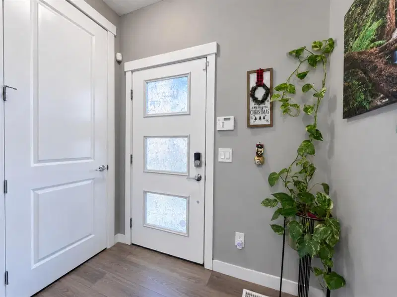 435 Savanna Boulevard NE, Calgary — photo 3 of 47