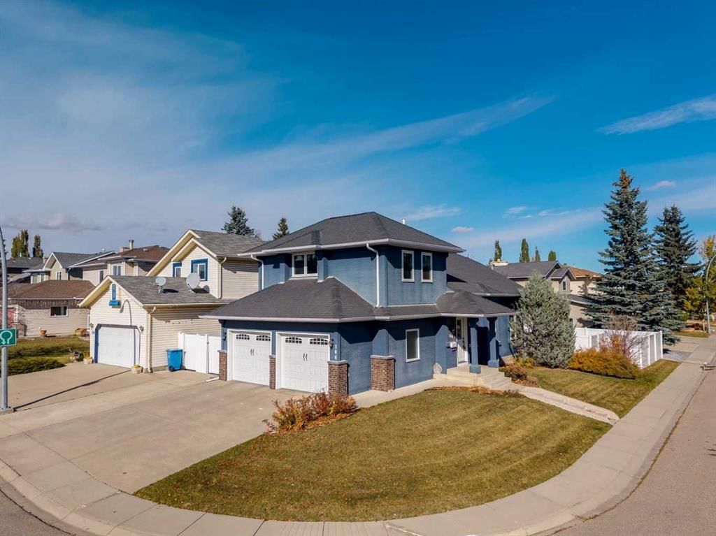106 Hawkland Place NW, Calgary — main listing photo