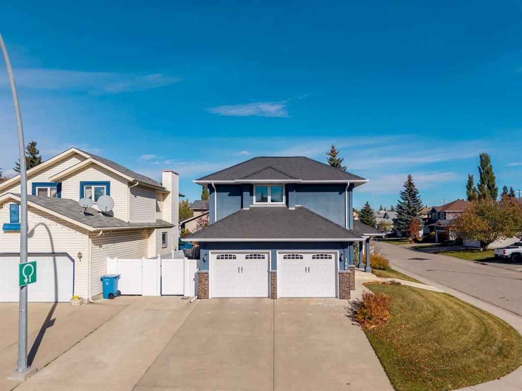 106 Hawkland Place NW, Calgary — photo 3 of 43