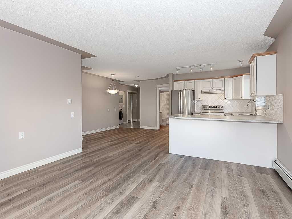 2102, 7451 Springbank Boulevard SW, Calgary — photo 5 of 26