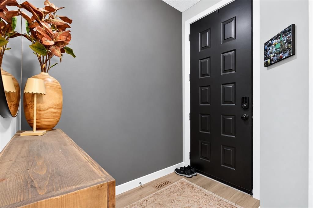 260 Cranarch Common SE, Calgary — photo 2 of 42