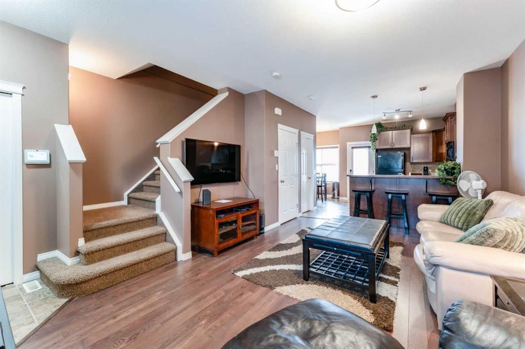 4604, 111 Tarawood Lane NE, Calgary — photo 4 of 30
