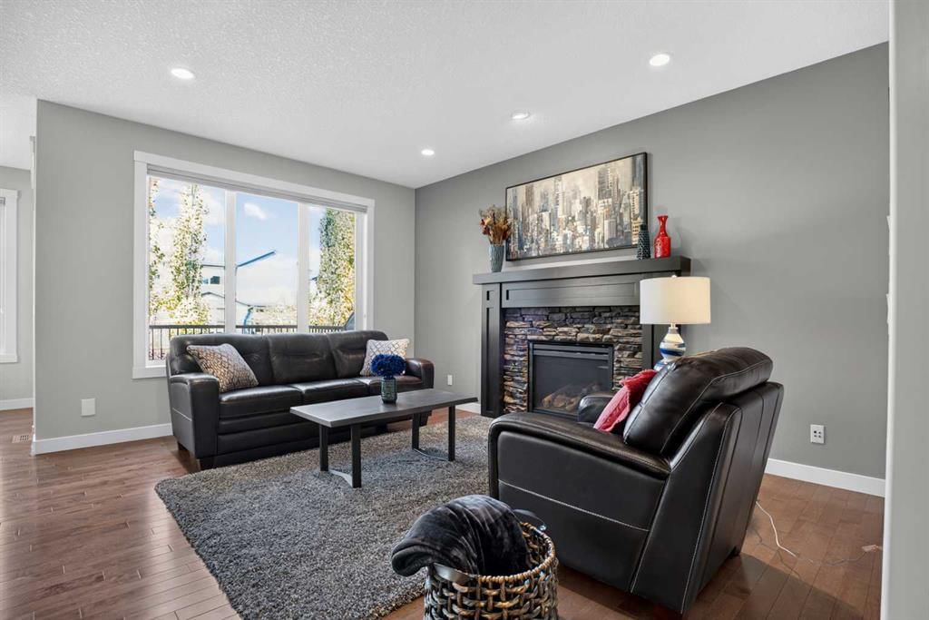 38 Auburn Sound Circle SE, Calgary — photo 5 of 37