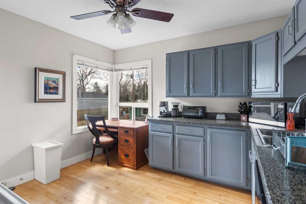 6619 18 Street SE, Calgary — photo 4 of 37