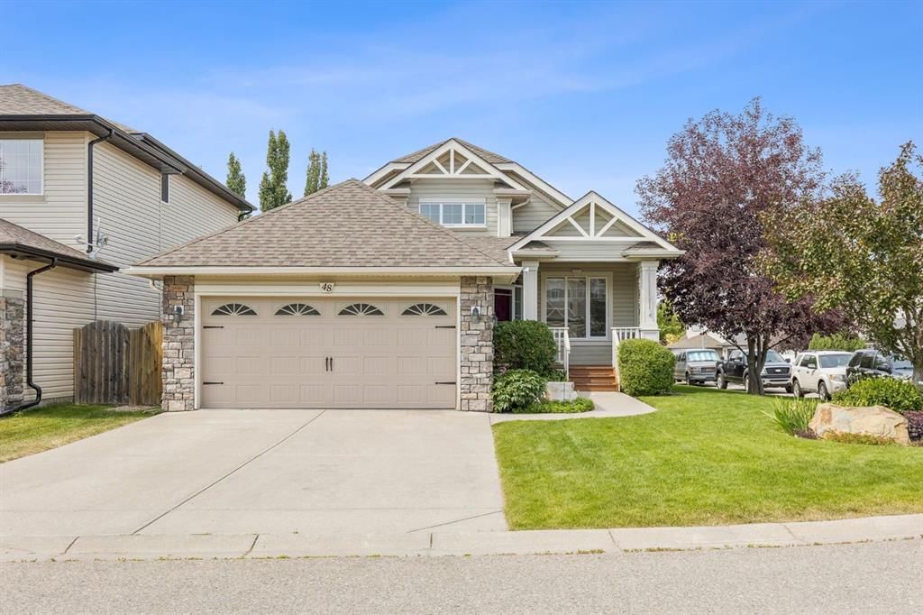 48 Rockywood Circle NW, Calgary — main listing photo