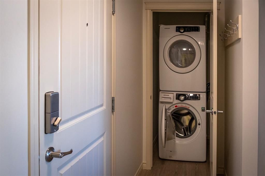 204, 304 Cranberry Park SE, Calgary — photo 2 of 14
