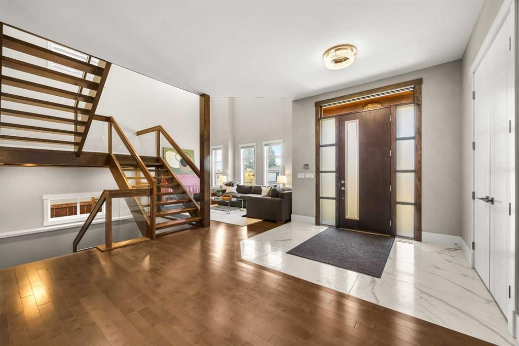 3036 Exshaw Road NW, Calgary — photo 3 of 50