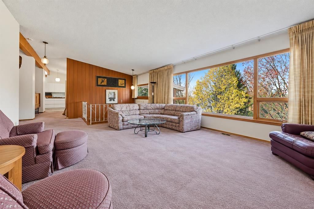 76 Clarendon Road NW, Calgary — photo 4 of 26