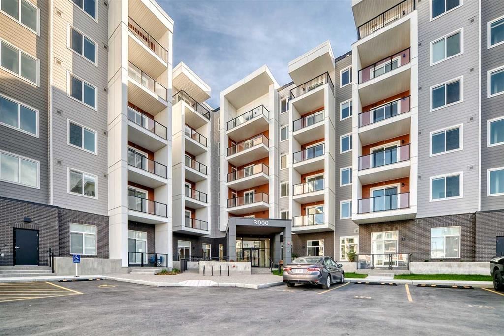 3611, 150 Carrington Gate NW, Calgary — photo 3 of 41