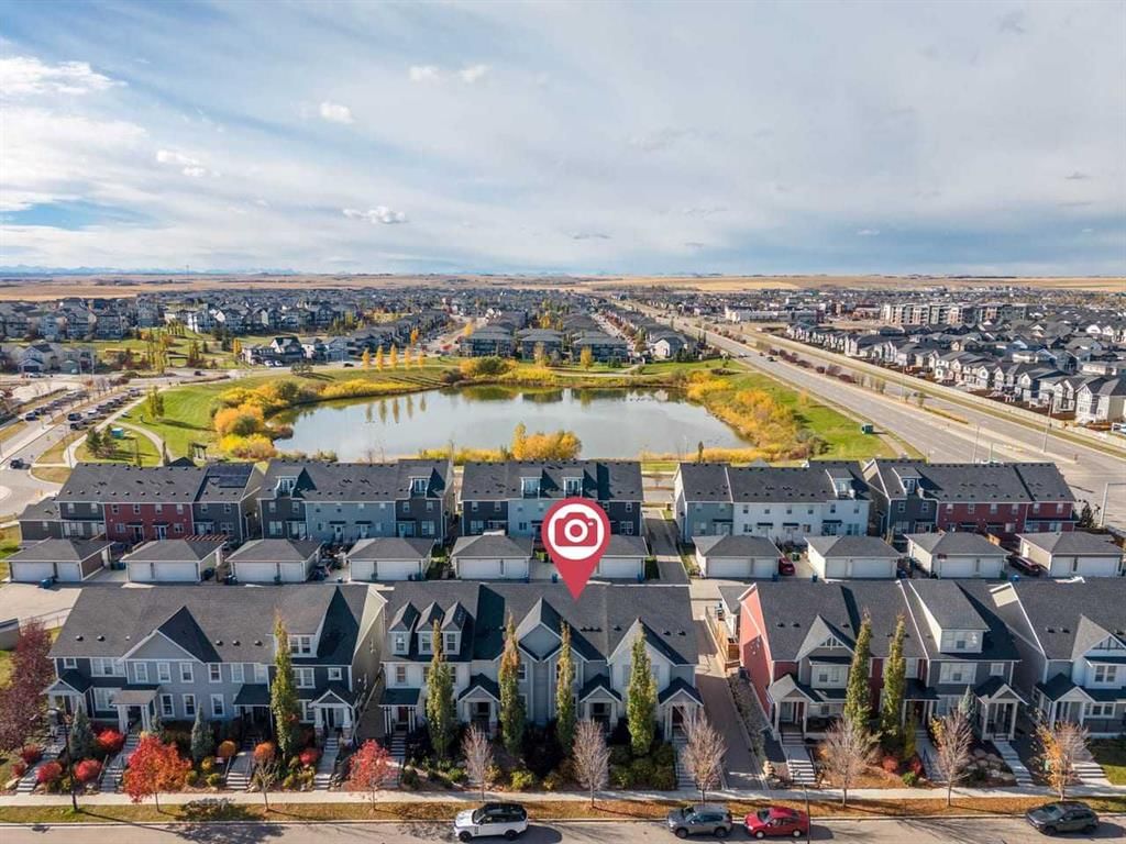 124 South Point Court SW, Airdrie — photo 2 of 50
