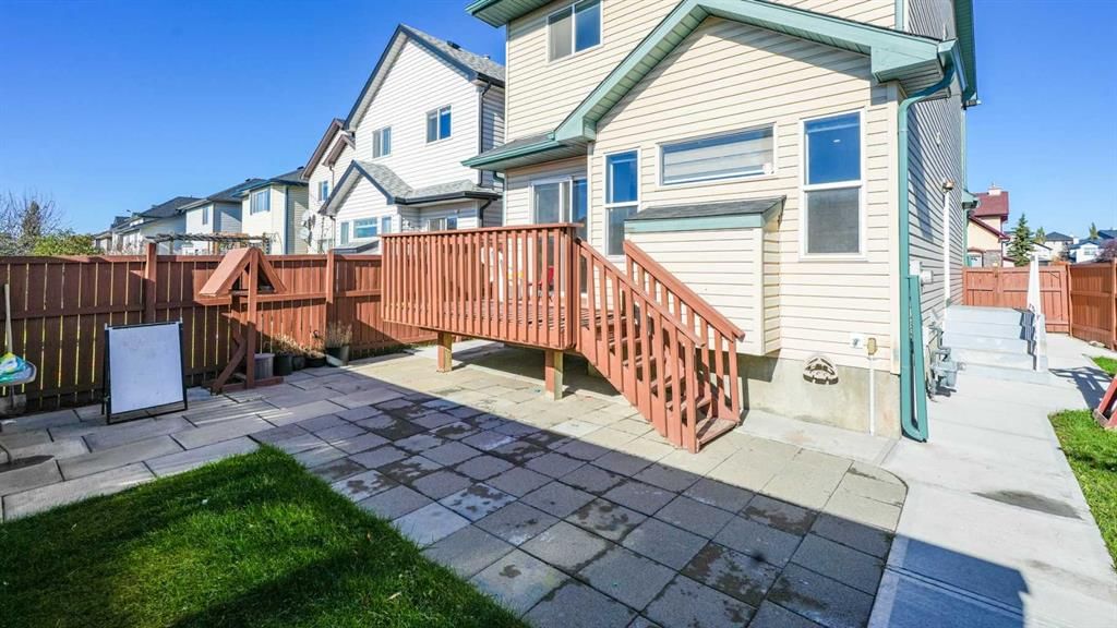 291 Taravista Street NE, Calgary — photo 5 of 50