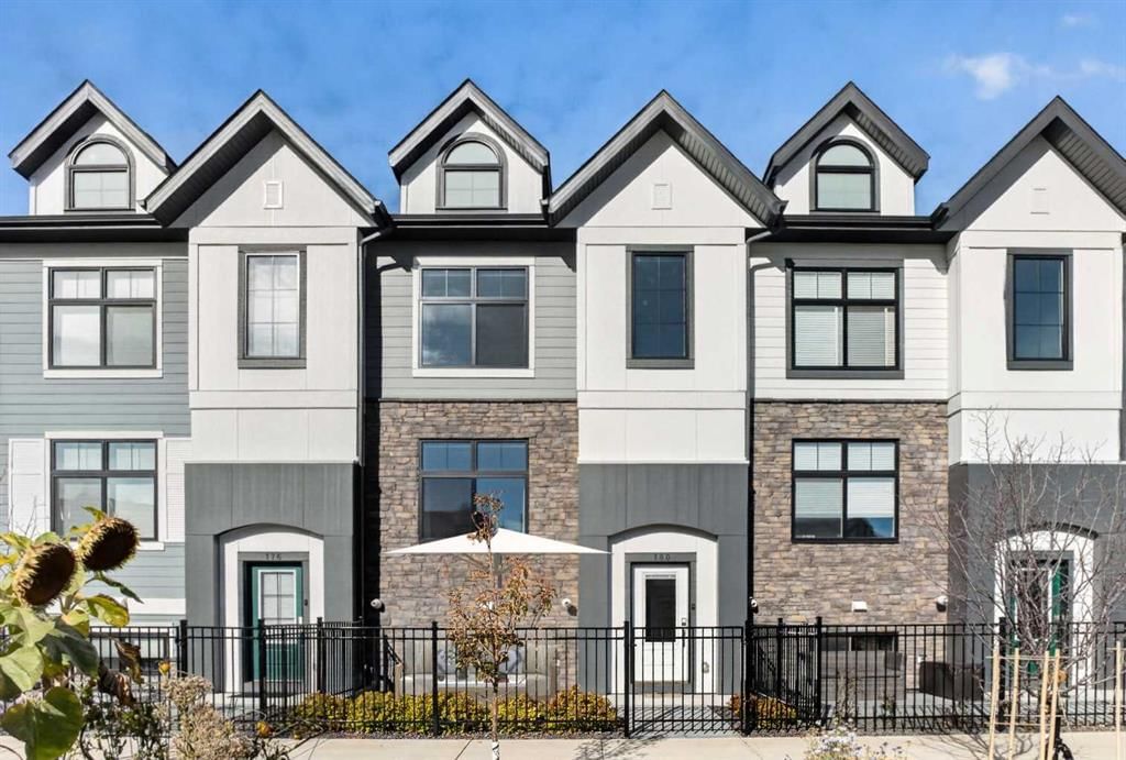 180 Les Jardins Park SE, Calgary — main listing photo
