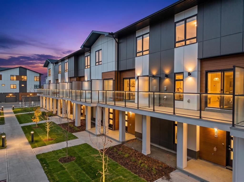 315, 8235 8 Avenue SW, Calgary — row/townhouse for sale