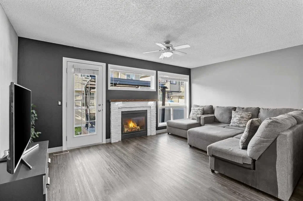 116 Royal Birch Mount NW, Calgary — photo 5 of 30