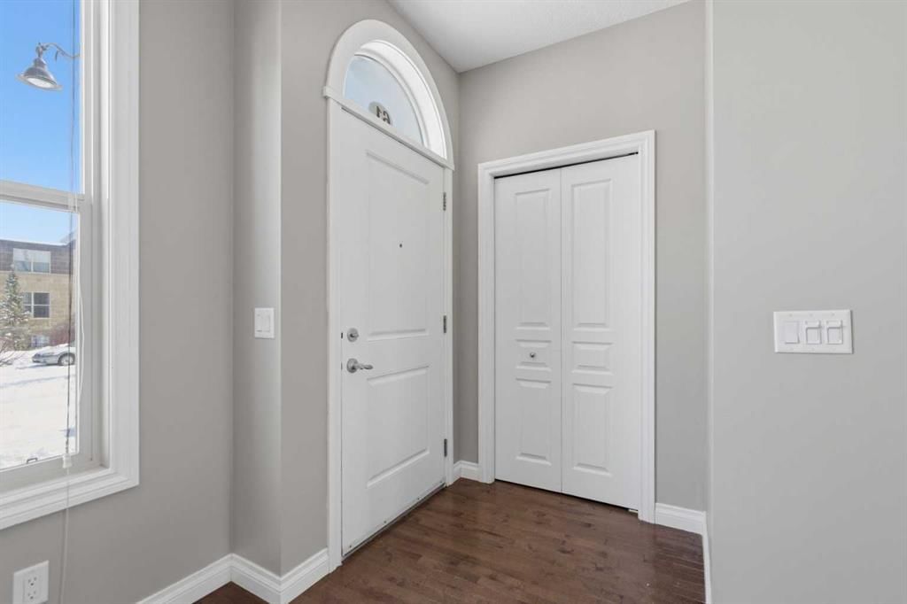 61 Sage Meadows Terrace NW, Calgary — photo 5 of 44
