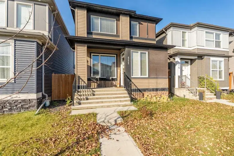 111 Wolf Creek Manor SE, Calgary — photo 3 of 44