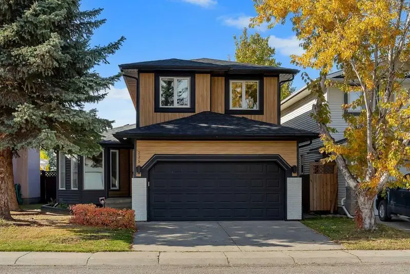 225 Riverwood Close SE, Calgary — main listing photo