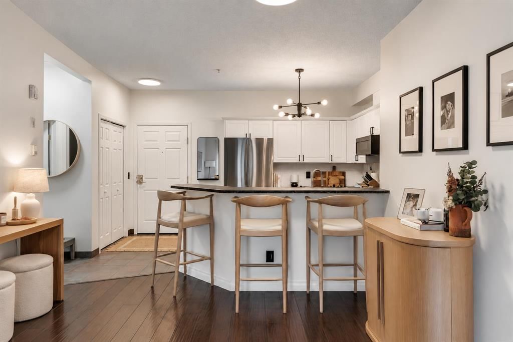 417, 126 14 Avenue SW, Calgary — main listing photo