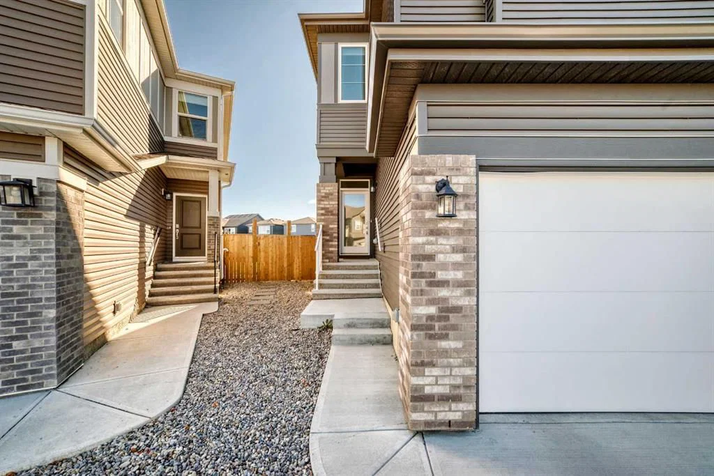 122 belmont Crescent SW, Calgary — photo 4 of 44