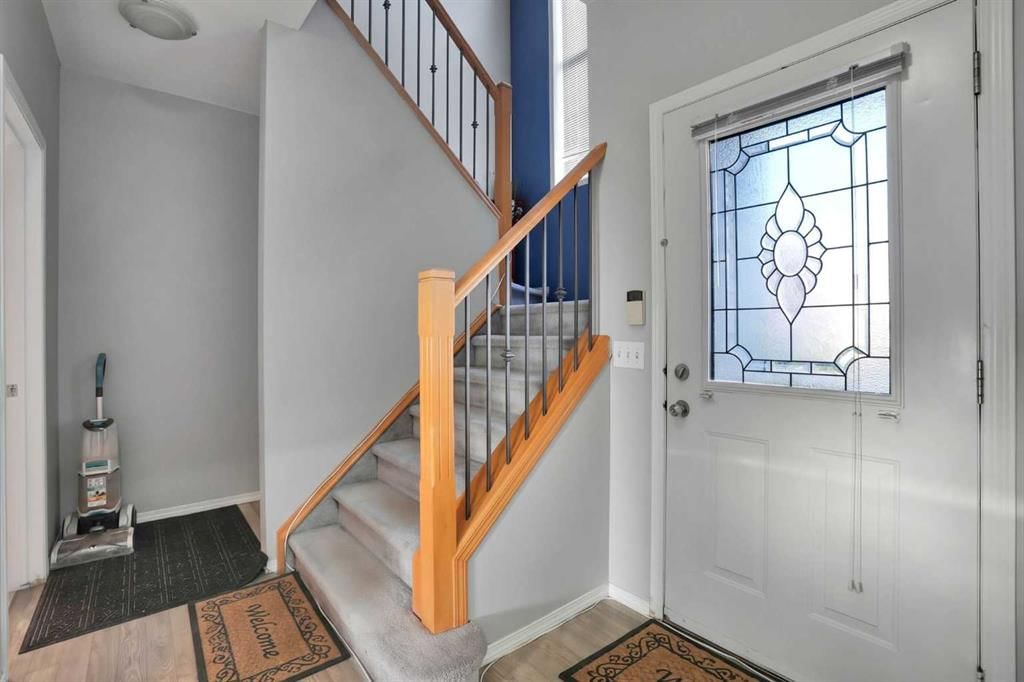 79 Covepark Drive NE, Calgary — photo 5 of 50