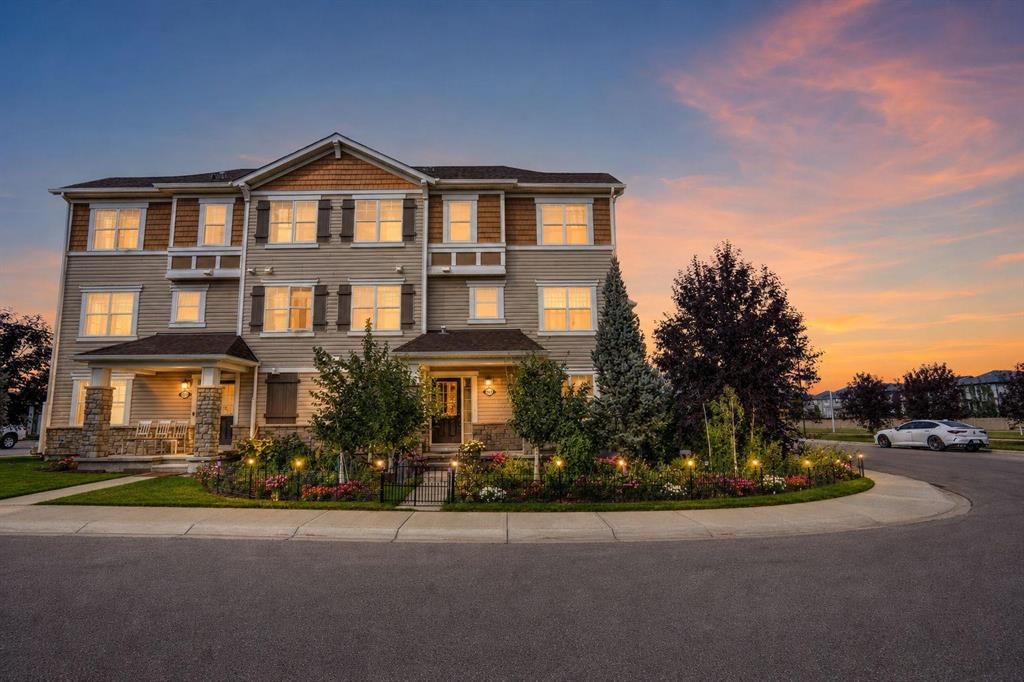 220 Windford Crescent SW, Calgary — row/townhouse for sale