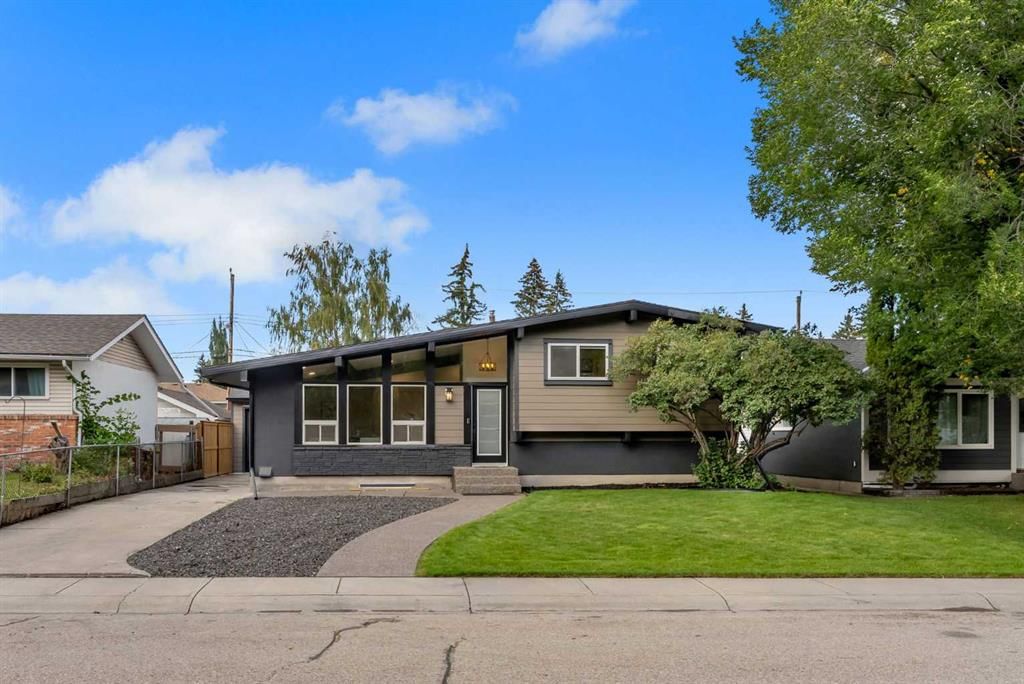 10 Atlanta Crescent SE, Calgary — photo 2 of 50