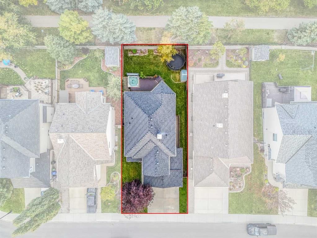 247 Crystal Shores Drive, Okotoks — photo 3 of 49