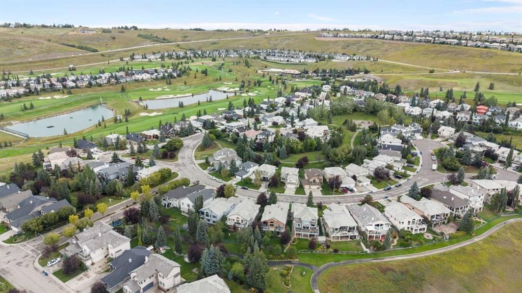 137 Gleneagles View, Cochrane — photo 5 of 48